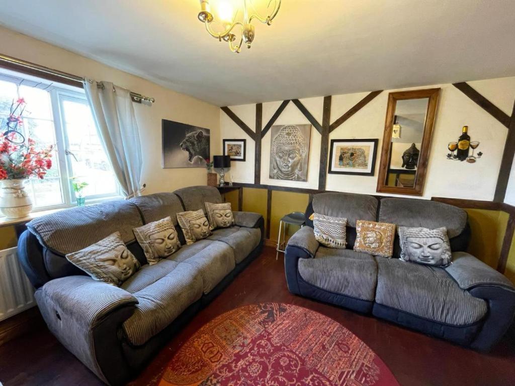 Oyo Yarm Cottages Kirklevington Exterior photo